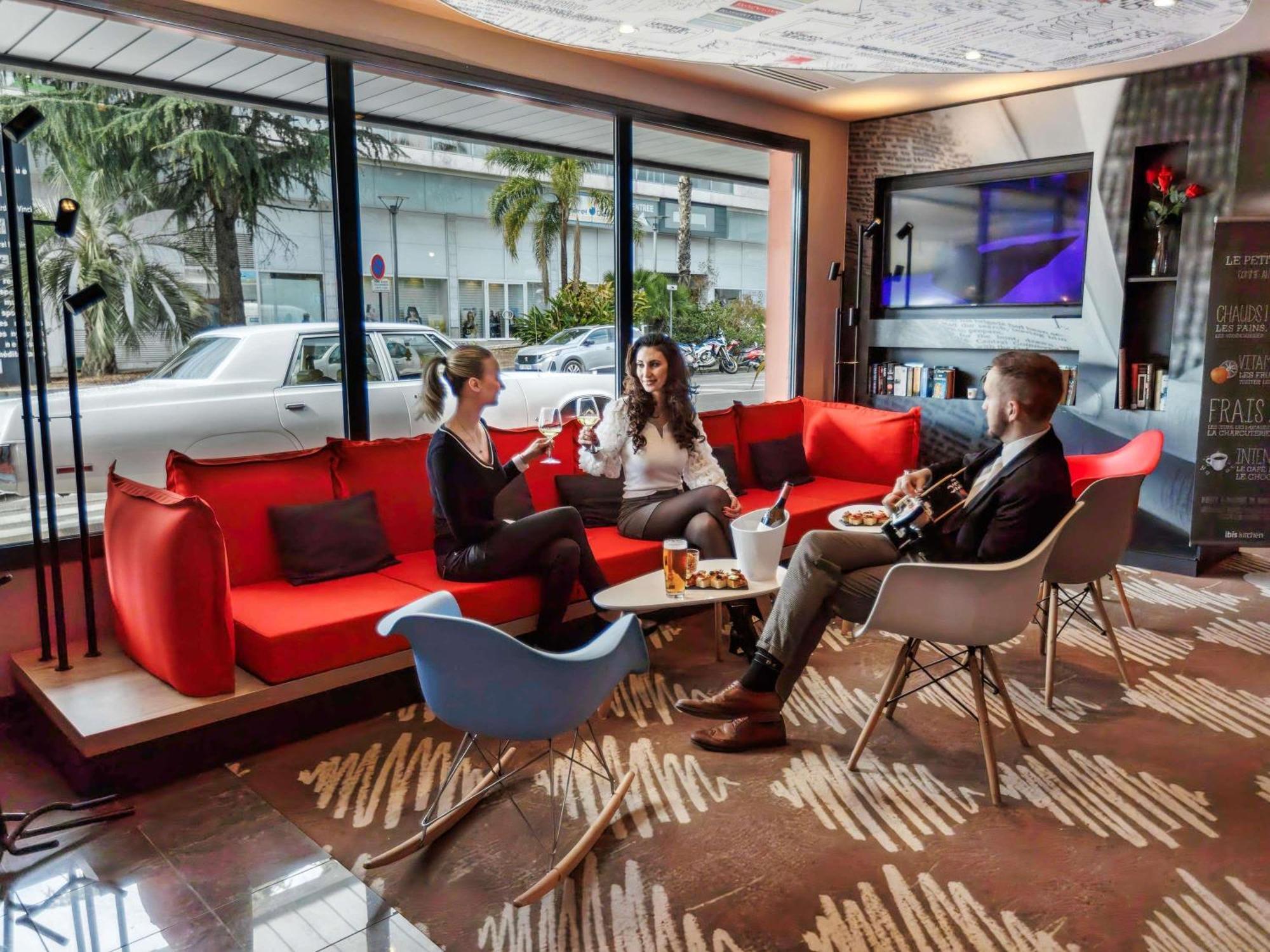 Ibis Cannes Mandelieu Bagian luar foto