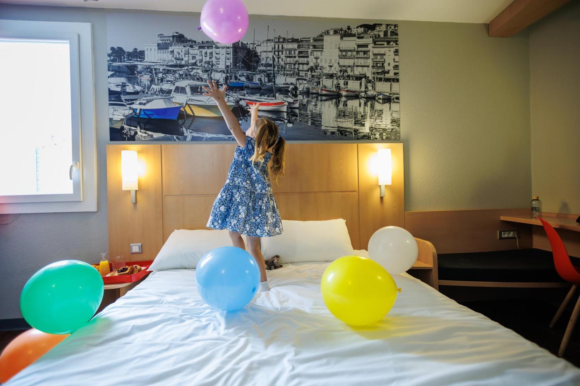 Ibis Cannes Mandelieu Bagian luar foto